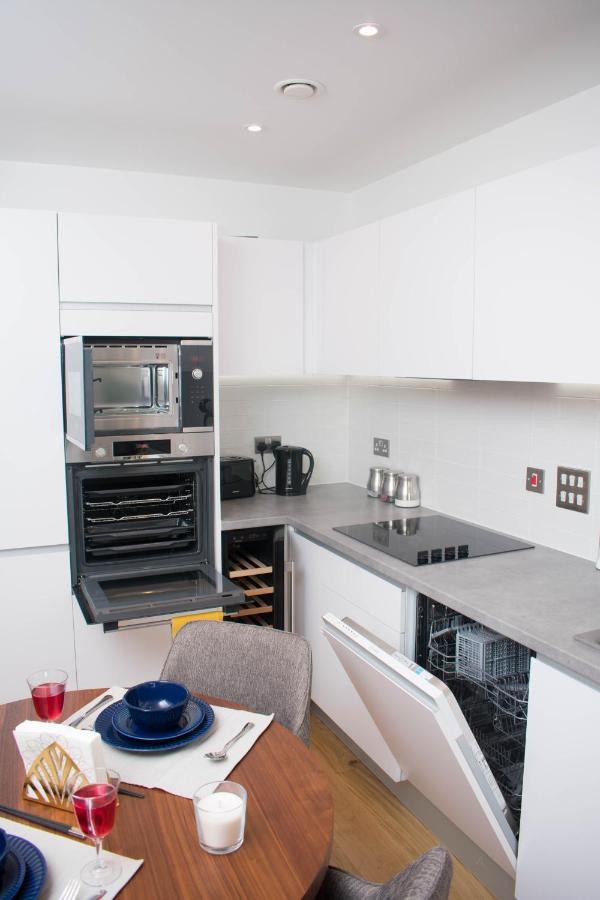 Exoticstay Apartments - Ultra Luxe Top Floor Suite - City Centre Apartment With Cube View - Smart 4K Tv With Ultrafast Wifi & Netflix Birmingham Exterior foto